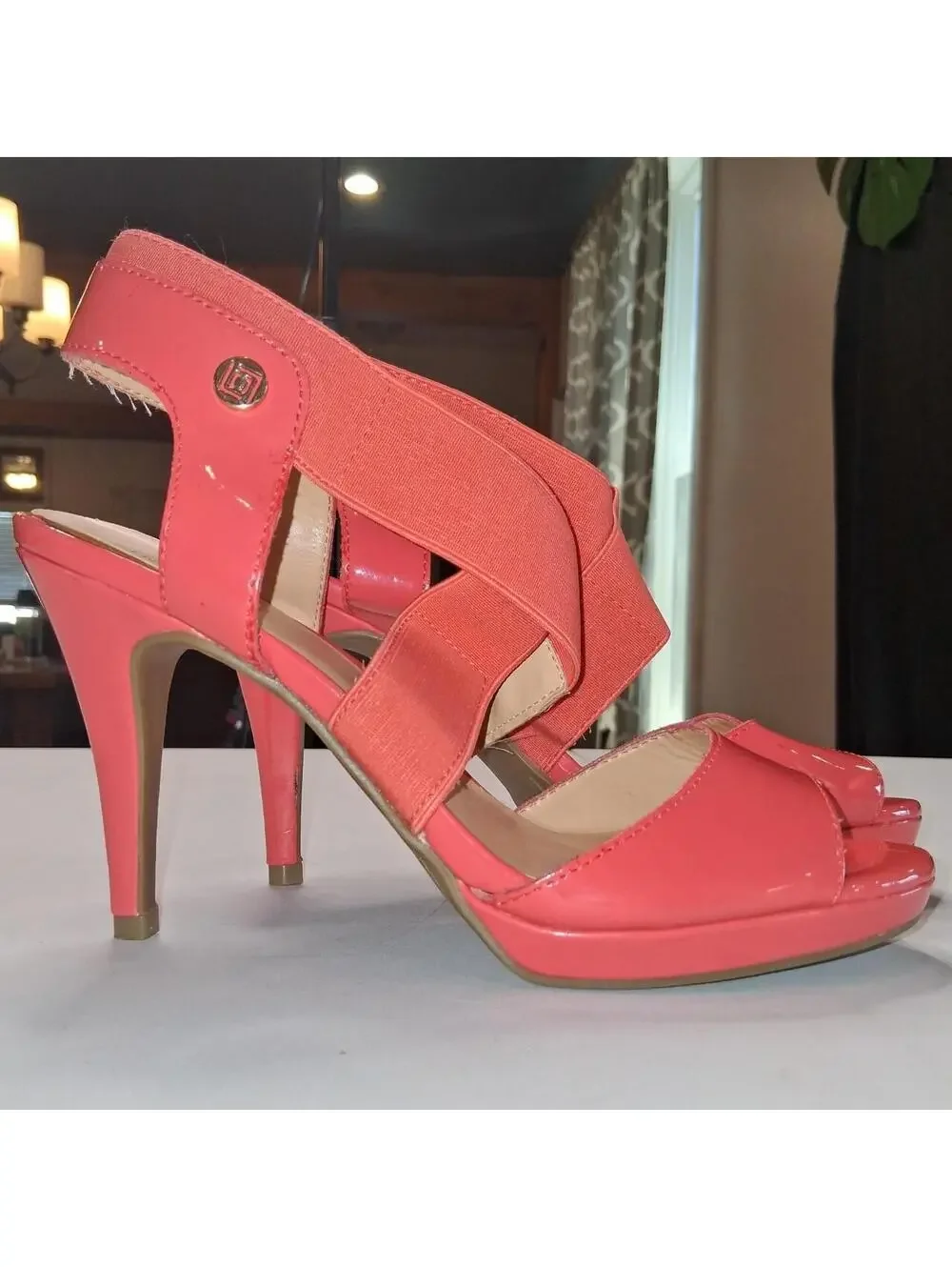 Liz Claiborne Women's Orange and Pink Court